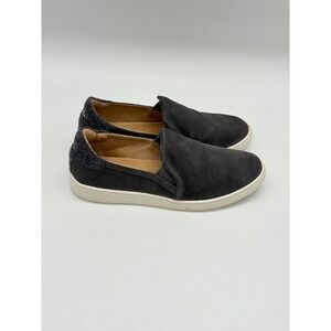 UGG Womens Size 7 Grey Suede Leather Slip On Casual Comfort Shoes Loafers